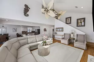 406 Tahiti Rd, Tiki Island, TX 77554 - Photo 15