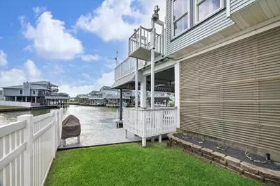 406 Tahiti Road, Tiki Island, TX 77554 - Photo 47