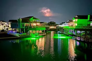 406 Tahiti Rd, Tiki Island, TX 77554 - Photo 47