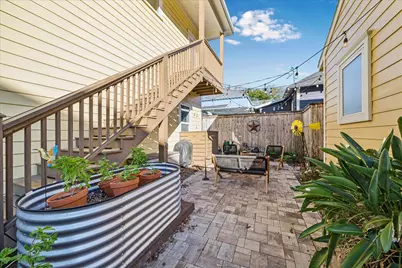 429 W 22nd Street, Houston, TX 77008 - Photo 19