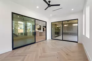 1226 Du Barry Ln, Houston, TX 77018 - Photo 9