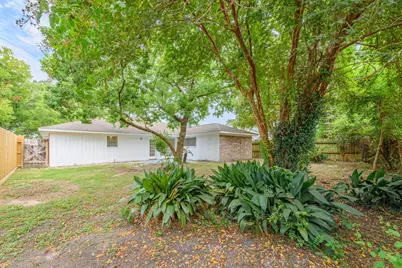 8819 Stone Brook Lane, Houston, TX 77040 - Photo 15
