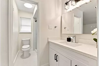 8819 Stone Brook Lane, Houston, TX 77040 - Photo 5