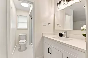 8819 Stone Brook Ln, Houston, TX 77040 - Photo 5