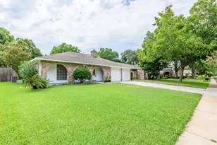 8819 Stone Brook Ln, Houston, TX 77040 - Photo 1