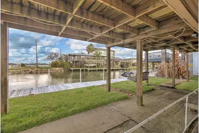 114 Bayou Vista Drive, Hitchcock, TX 77563 - Photo 37