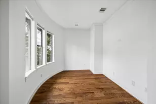 2246 Branard St, Houston, TX 77098 - Photo 25