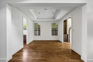 2246 Branard St, Houston, TX 77098 - Photo 9