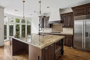 2246 Branard St, Houston, TX 77098 - Photo 3
