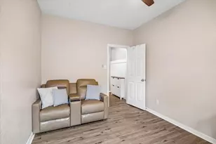 12810 Whistling Springs Dr, Humble, TX 77346 - Photo 9