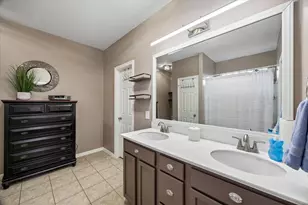 12810 Whistling Springs Dr, Humble, TX 77346 - Photo 23