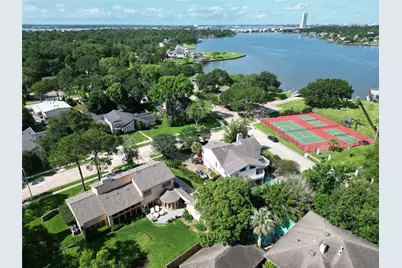 307 Crestwood Drive, El Lago, TX 77586 - Photo 47
