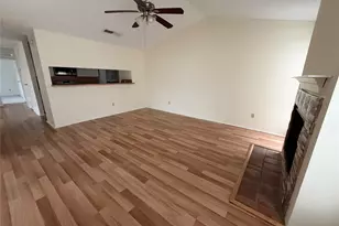 6701 Sands Point Dr, Houston, TX 77074 - Photo 9