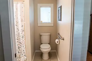 401 N Colorado St, Burton, TX 77835 - Photo 19