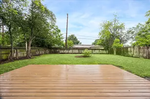 5850 Southminster Dr, Houston, TX 77035 - Photo 5