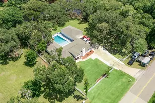 623 County Rd 687, Angleton, TX 77515 - Photo 39
