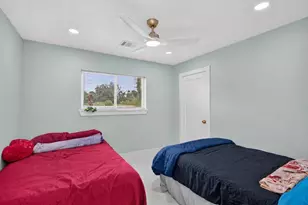 623 County Rd 687, Angleton, TX 77515 - Photo 31