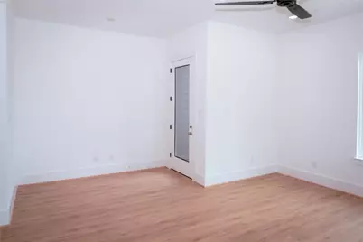 6728 Peerless Street #E, Houston, TX 77021 - Photo 15