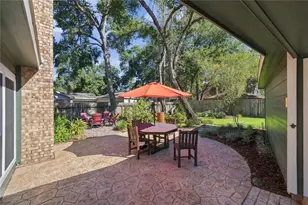 3222 Knoll Manor Dr, Houston, TX 77345 - Photo 9