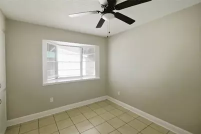 2106 Rose Rd, Pearland, TX 77581 - Photo 9