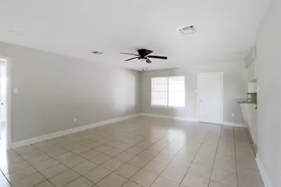 2106 Rose Rd, Pearland, TX 77581 - Photo 3