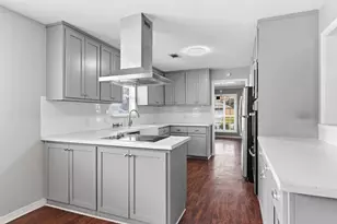 7215 Ridge Oak Dr, Houston, TX 77088 - Photo 19