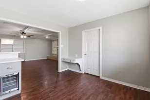 7215 Ridge Oak Dr, Houston, TX 77088 - Photo 17