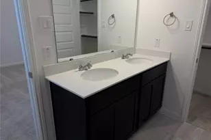 11828 E Gate Dr, Willis, TX 77318 - Photo 7