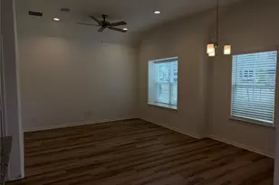 11828 E Gate Dr, Willis, TX 77318 - Photo 5