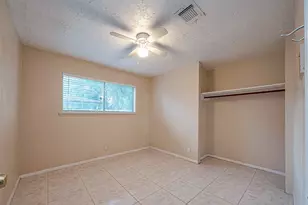 9318 Benning Dr, Houston, TX 77031 - Photo 29