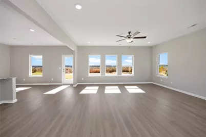 13302 Hayden Peak Drive, Iowa Colony, TX 77583 - Photo 5