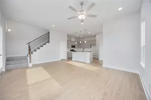 3011 La Rambla Dr, Houston, TX 77047 - Photo 3