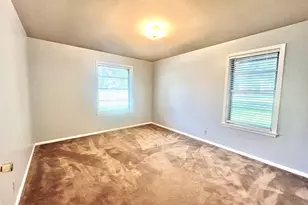 817 Washington St, Columbus, TX 78934 - Photo 11