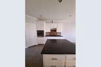 7411 Augusta Lane, Rosharon, TX 77583 - Photo 11