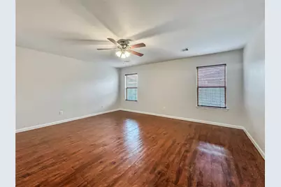 2760 Rio Bella Court, League City, TX 77573 - Photo 9