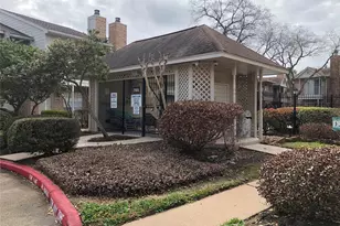 10615 Briar Forest Dr, Houston, TX 77042 - Photo 15