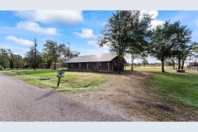 36 Pierce Road, Huntsville, TX 77320 - Photo 39