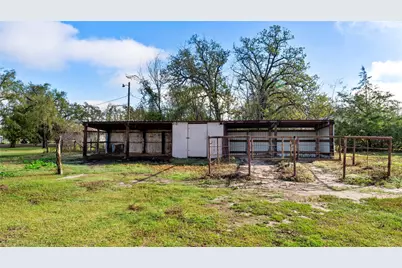 36 Pierce Road, Huntsville, TX 77320 - Photo 45