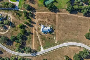 133 Drake Ln, Round Top, TX 78954 - Photo 13