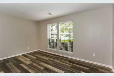 3 Rockridge Court, The Woodlands, TX 77381 - Photo 5