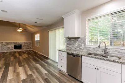 3 Rockridge Court, The Woodlands, TX 77381 - Photo 9