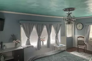 507 8th St, Kemah, TX 77565 - Photo 9