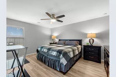 7807 Switchgrass Creek Drive, Katy, TX 77493 - Photo 13