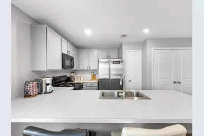 7807 Switchgrass Creek Drive, Katy, TX 77493 - Photo 9