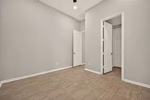 2213 Bellefontaine St, Houston, TX 77030 - Photo 3