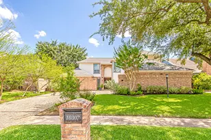 10307 Piping Rock Ln, Houston, TX 77042 - Photo 1
