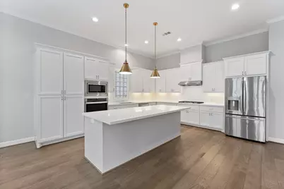 114 Magnolia Green Street, The Woodlands, TX 77384 - Photo 7