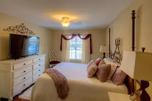 845 Augusta Dr, Houston, TX 77057 - Photo 5