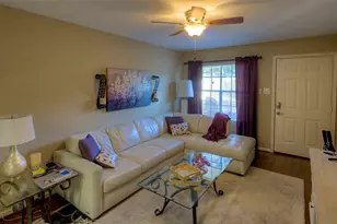 845 Augusta Dr, Houston, TX 77057 - Photo 3