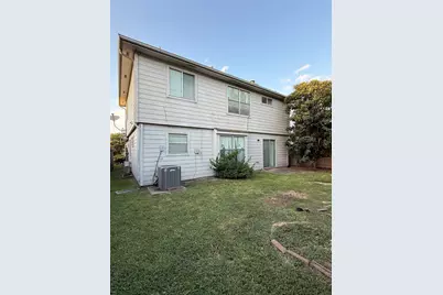 8711 April Arbor Court, Houston, TX 77031 - Photo 3